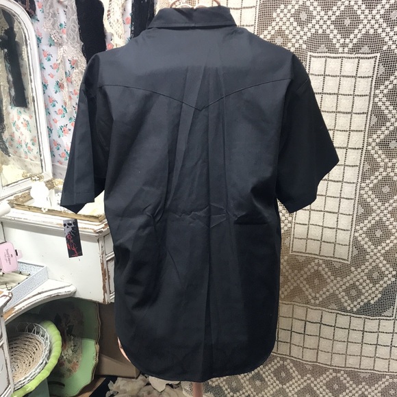 Men’s Retro Button Up Shirt - Picture 2 of 8